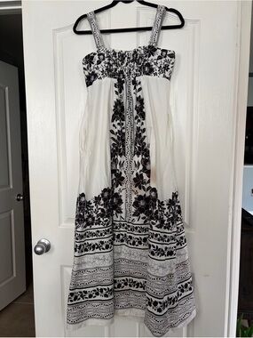 London Times White Maxi Dress with Black Floral Border